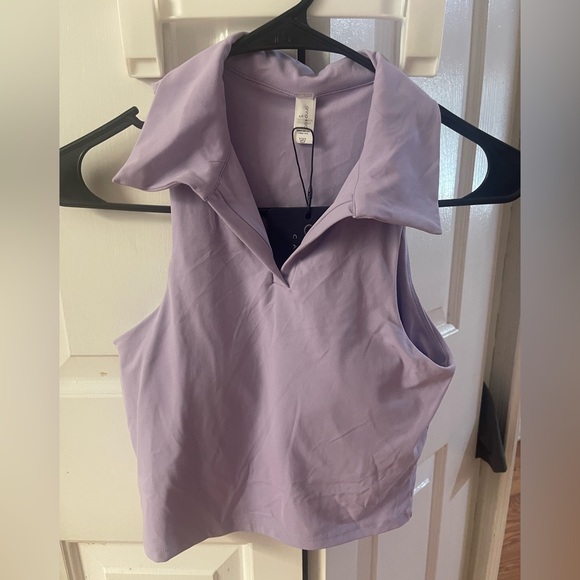 Anna-Kaci Active Women's Sleeveless Polo Crop Top with Collared Neckline - Picture 4 of 11